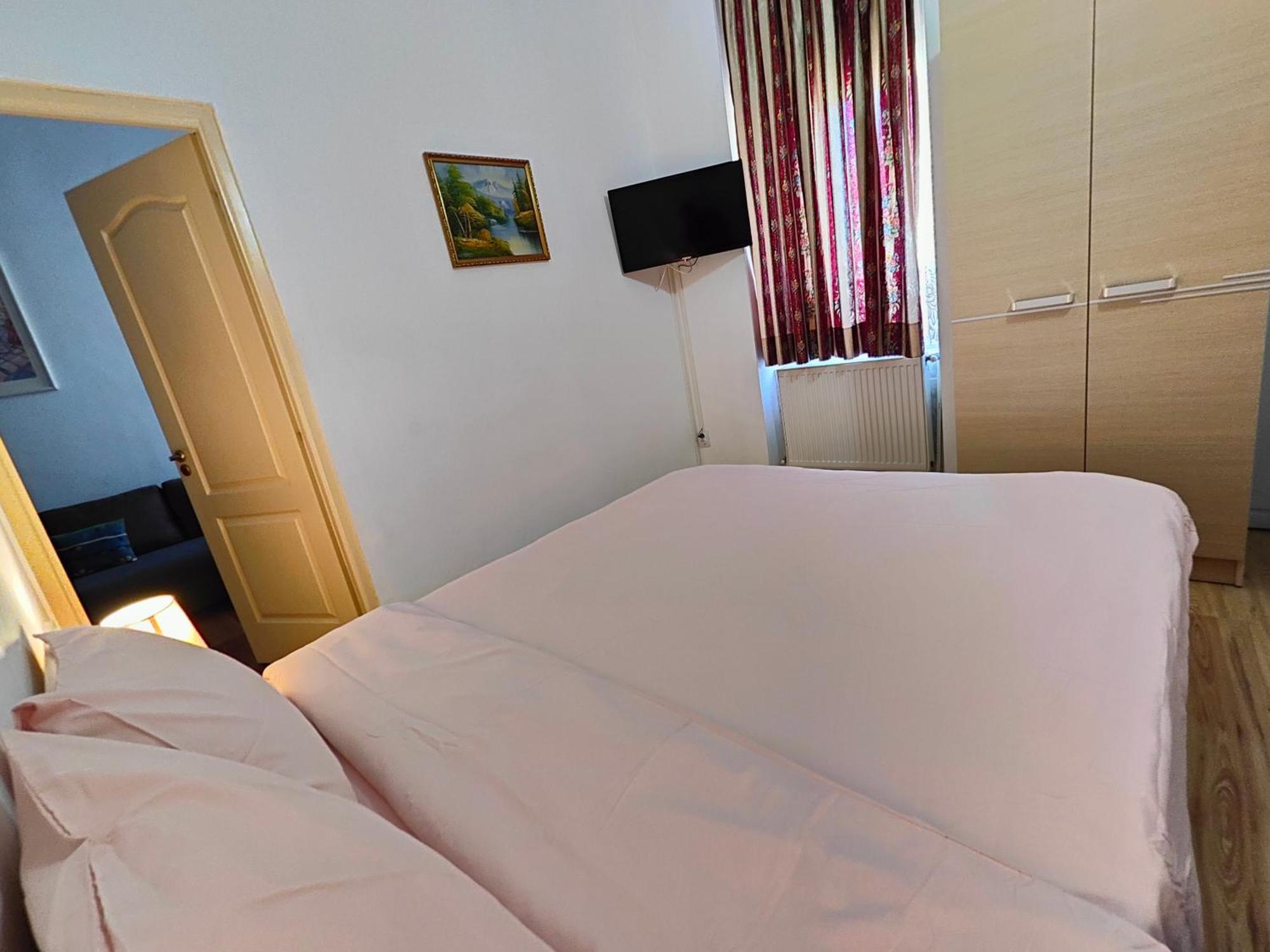 Atlas Accommodation Bucarest Exterior foto