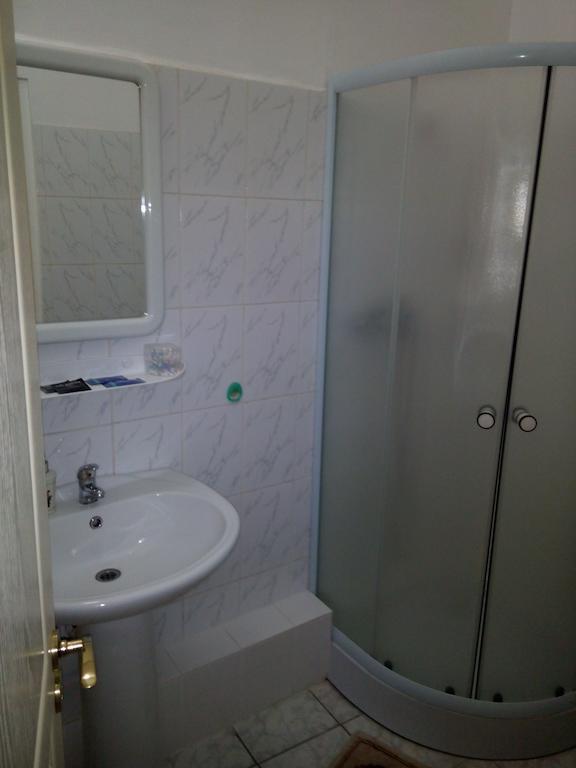 Atlas Accommodation Bucarest Habitación foto
